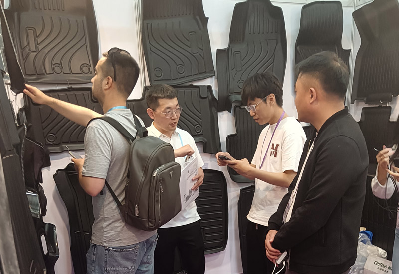 The core advantages of TPE material car floor MATS and trunk MATS drive market demand